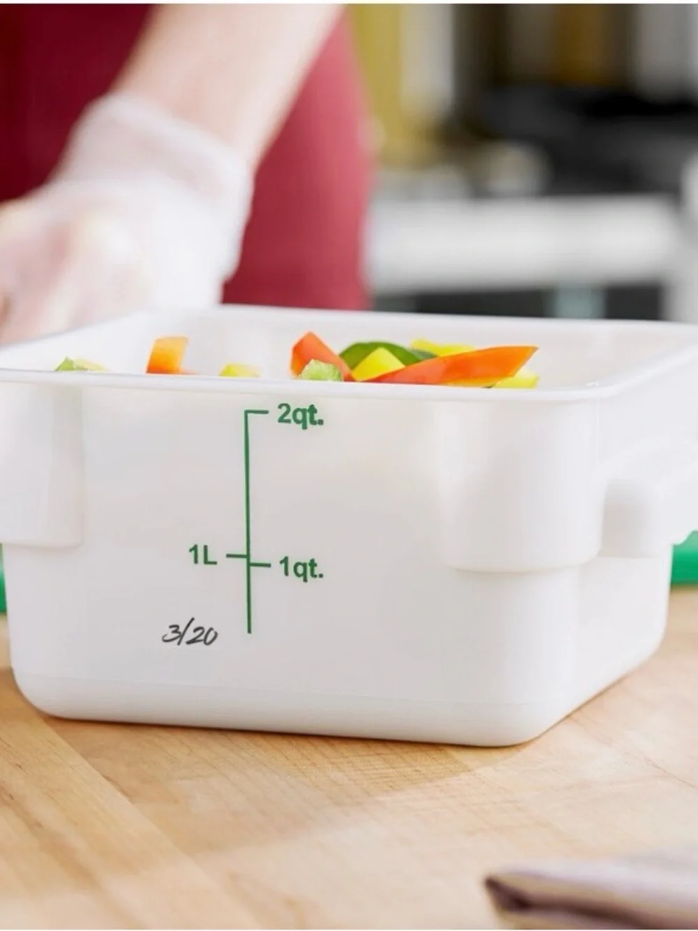 Choice 2 Qt. White Square Polypropylene Food Storage Container and Green Lid